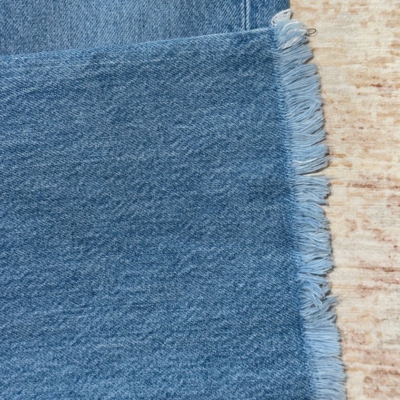 Levi wedgie straight jeans 🩵💙 - Picture 4 of 5